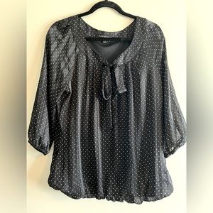 Blue and white 3/4 Length sleeve Blouse top shirt